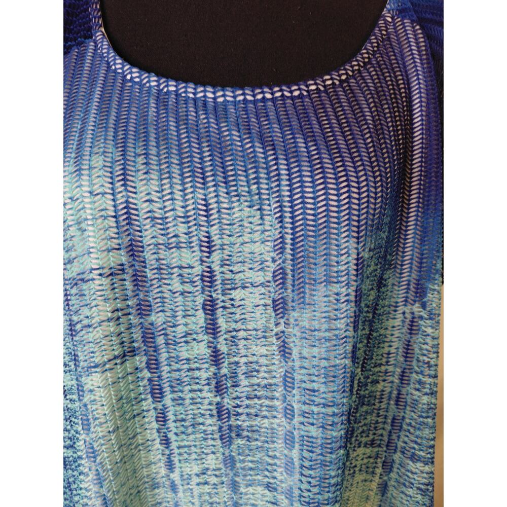 NEW DIRCTIONS LACE TOP - Picture 2 of 7